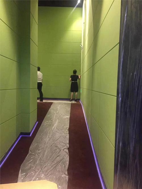 安全与美学的完美融合 聚酯纤维吸音板在幼儿园装饰中的应用